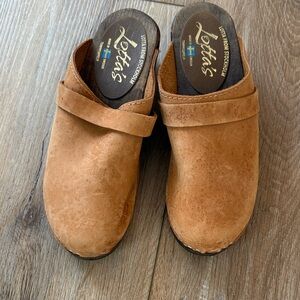 Lotta From Stockholm Cognac Suede Leather Clogs